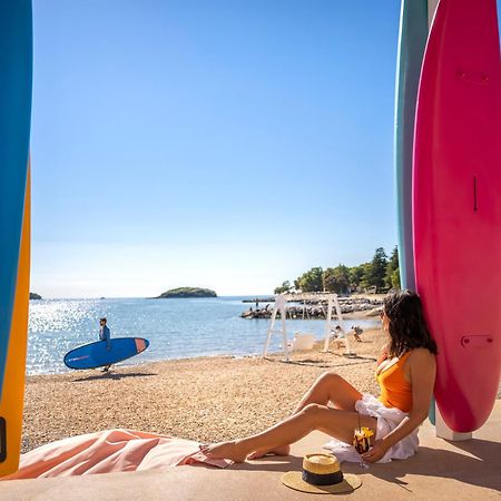 Maistra Camping Valkanela Pitches Funtana Bagian luar foto